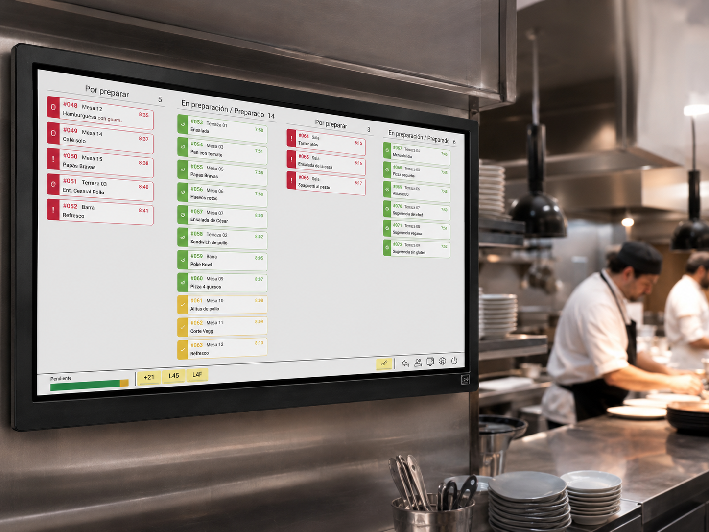 Pantalla de cocina HIOPOS con comandas de restaurante